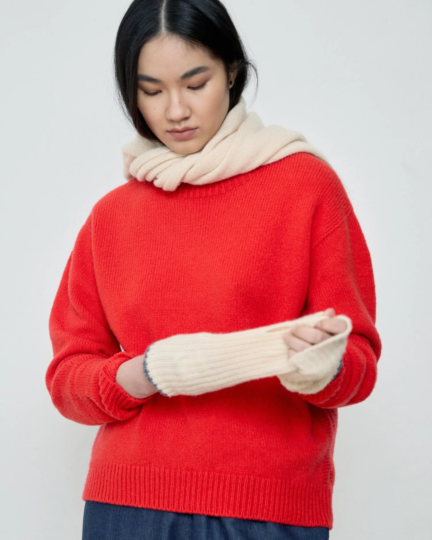 Ane Scarlet Sweater