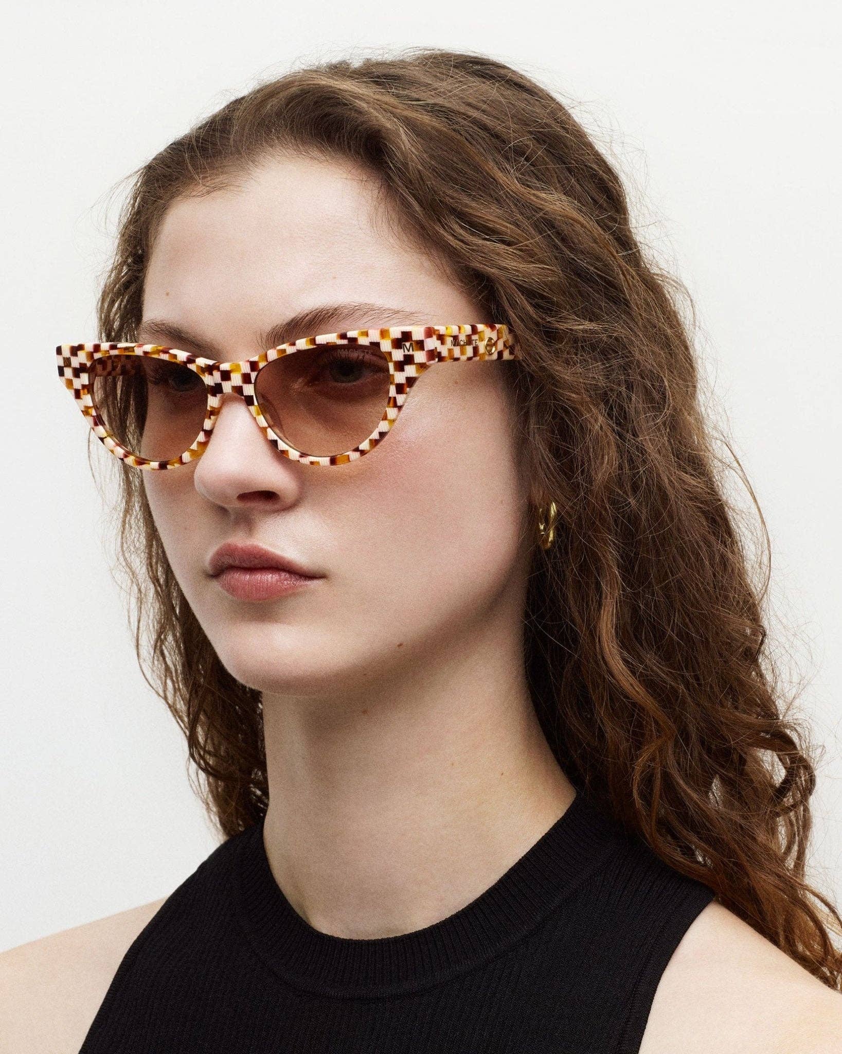 Suzy Sunglasses in Blonde Tortoise