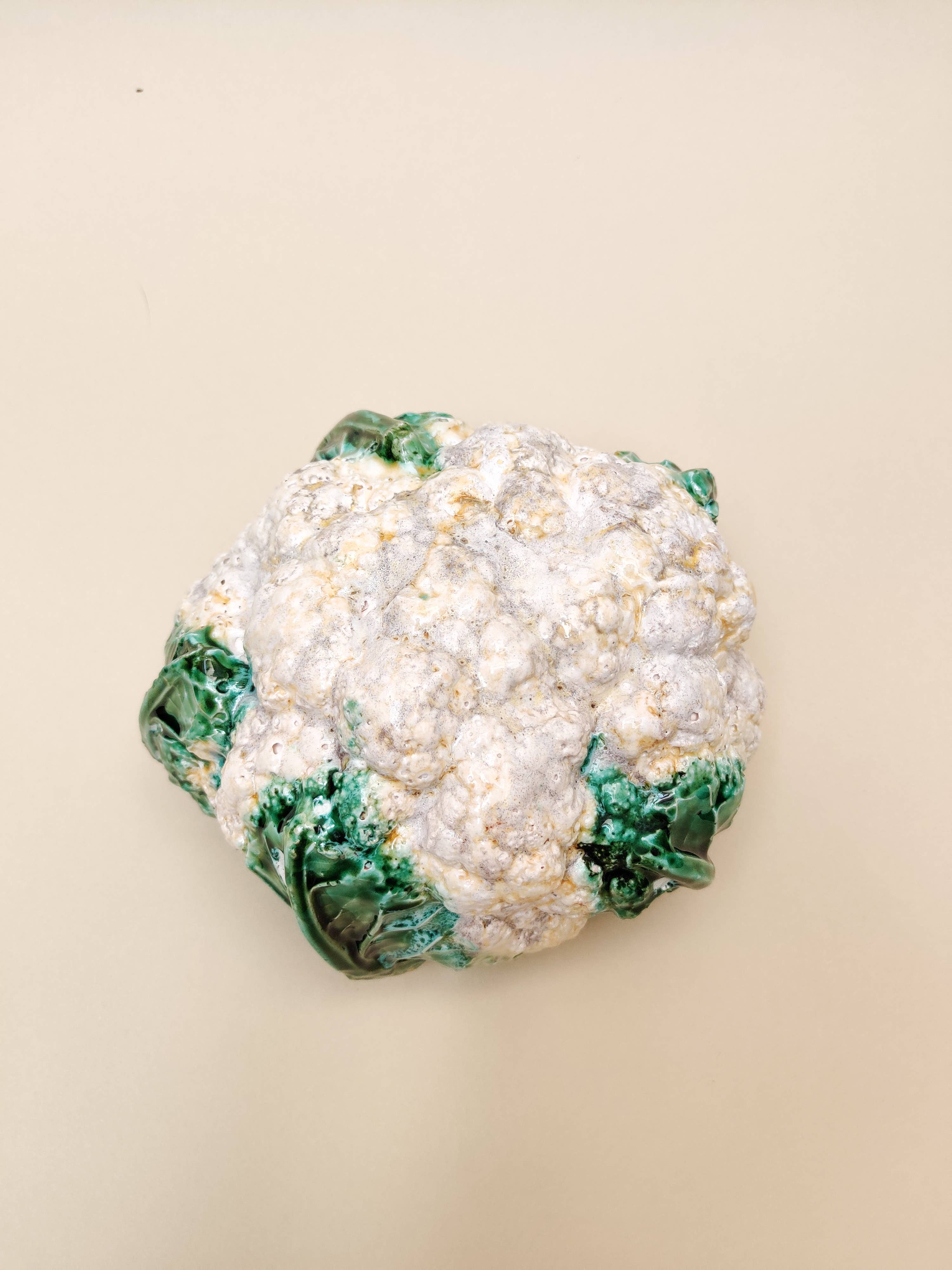 Ceramic reproduction of a cauliflower