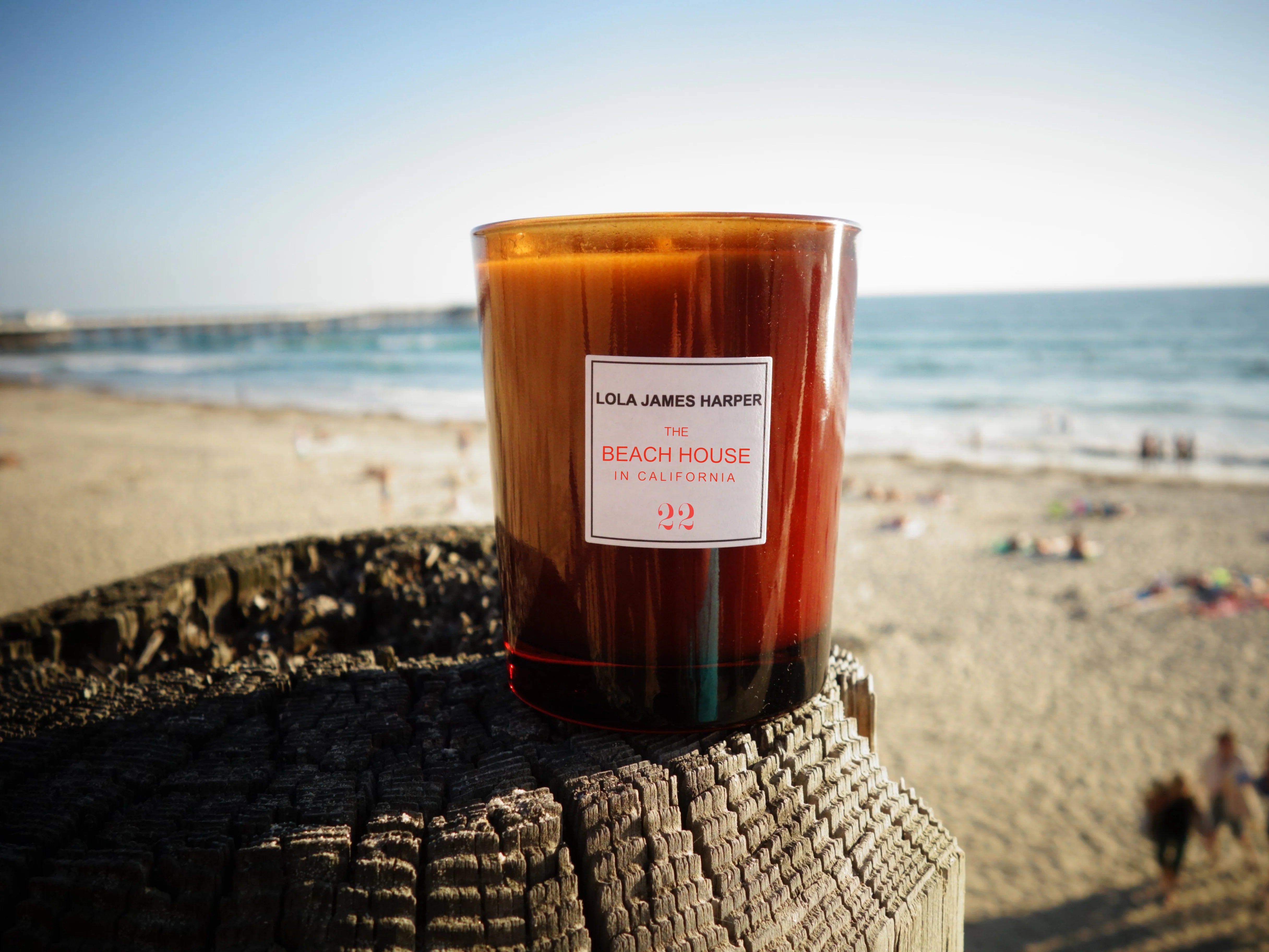 22 The Beach House in California- Candle 190G