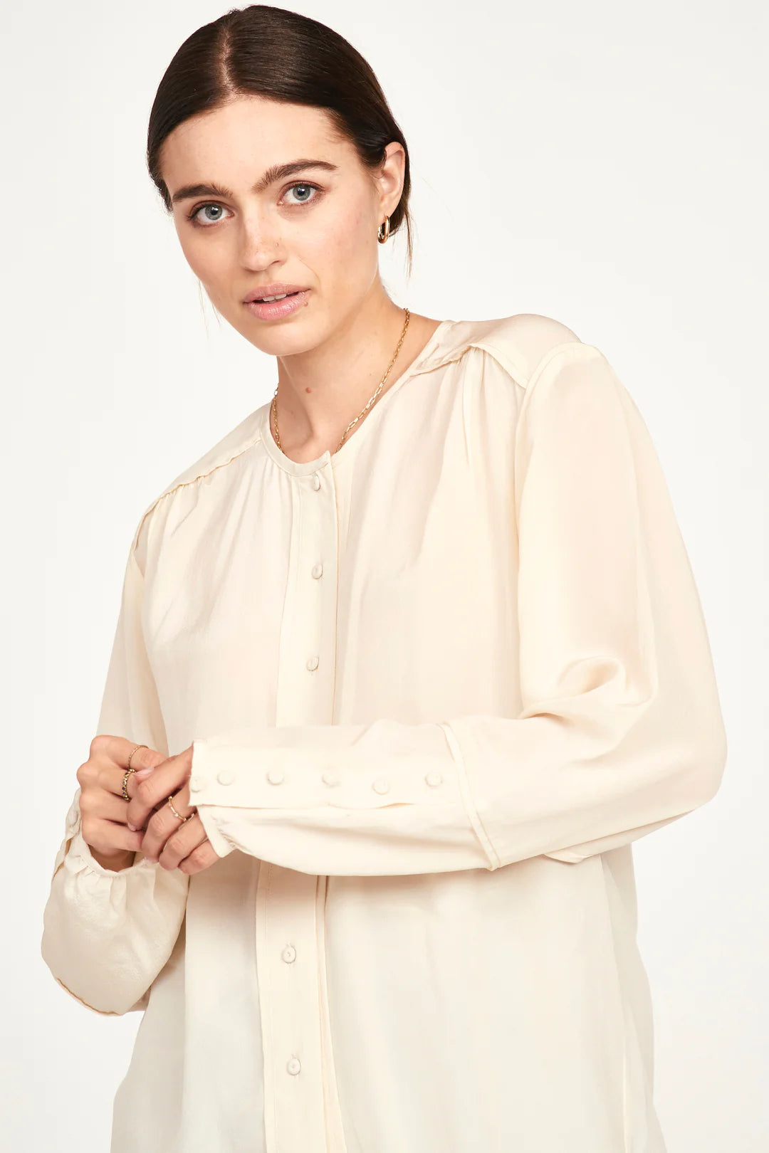 DAKOTA BLOUSE IN IVORY