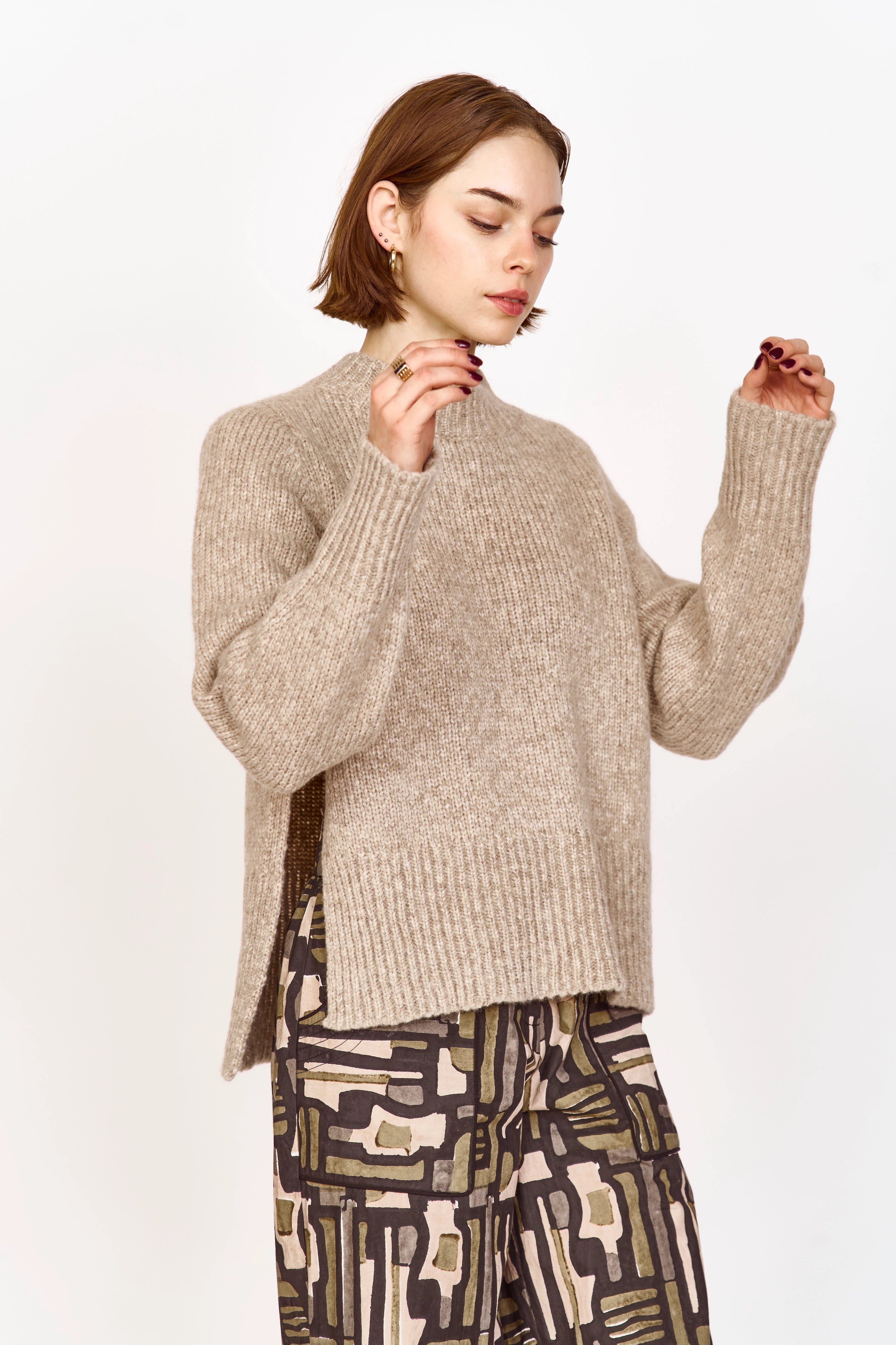 ASPEN PULLOVER SWEATER IN OATMEAL