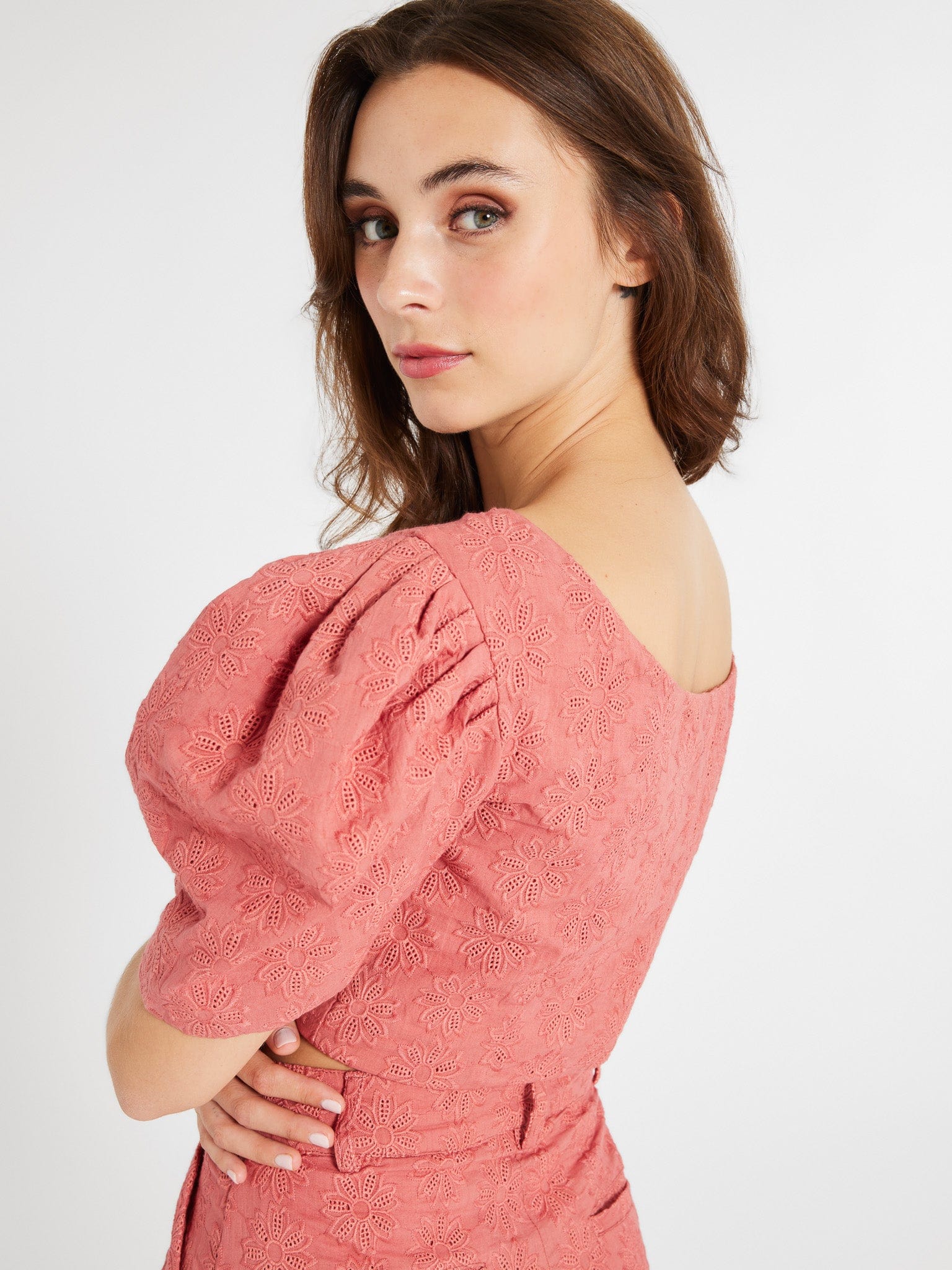 COCO TOP IN ROSEWOOD EYELET